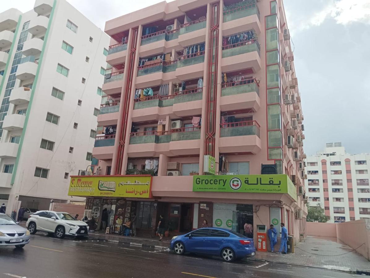 Moon Backpackers , Al Rigga , Partition For Couples And For Singles Apartment Dubai Exterior photo